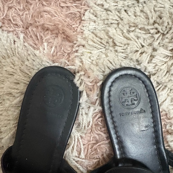 Tory Burch Miller Thong Black Sandals - Picture 10 of 12
